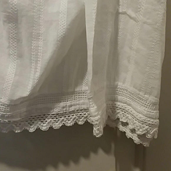 Top - Picture 2 of 4